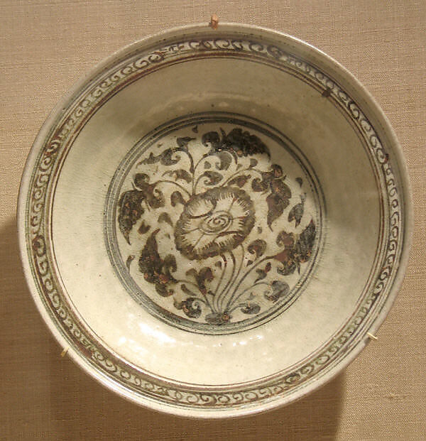 Dish with Peony Design, Earthenware with cream white glaze and iron-brown underglaze decoration, Thailand (Si Satchanalai) 