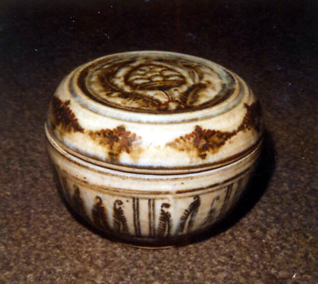 Covered Box, Earthenware with cream white glaze and iron-brown underglaze decoration, Thailand (Si Satchanalai) 