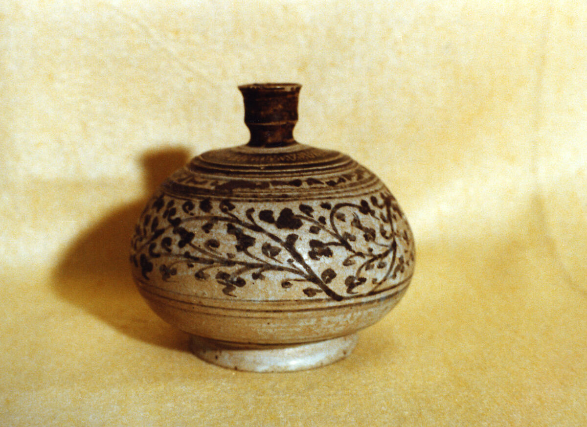 Bulbous Jar with Narrow Neck, Earthenware with cream white glaze and iron-brown underglaze decoration, Thailand (Si Satchanalai) 