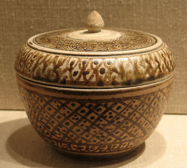 Covered Box, Earthenware with cream white glaze and iron-brown underglaze decoration, Thailand (Si Satchanalai) 