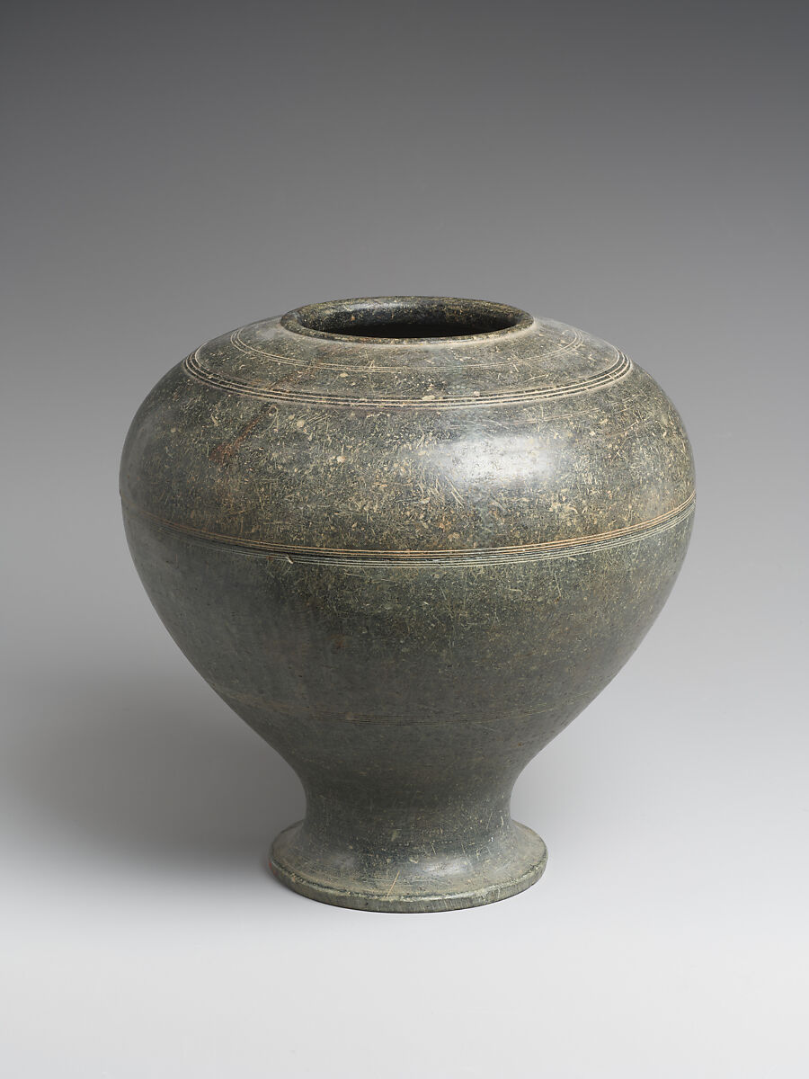Reliquary, Schist with gold, silver, and rock-crystal objects, Pakistan (ancient region of Gandhara)