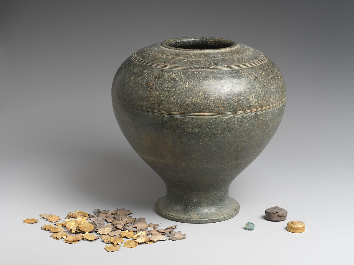Reliquary, Schist with gold, silver, and rock-crystal objects, Pakistan (ancient region of Gandhara)