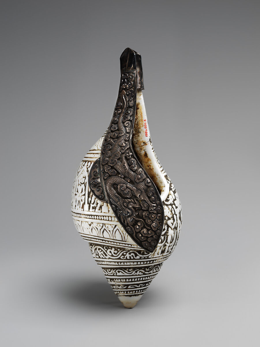 Carved Conch with Lakshmi-Narayana, Shell with silver additions, India (possibly West Bengal) or Bangladesh