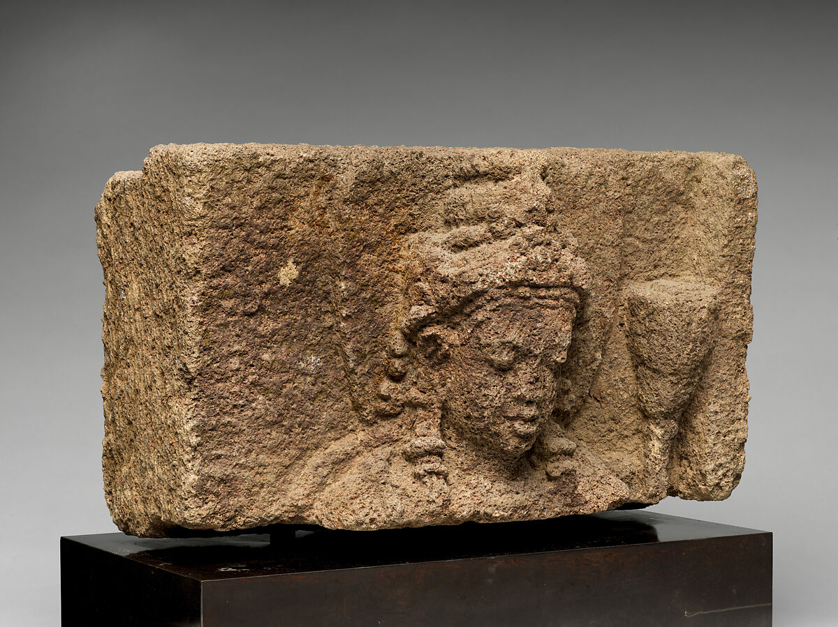 Head of a Bodhisattva, Andesite, Indonesia (Java)