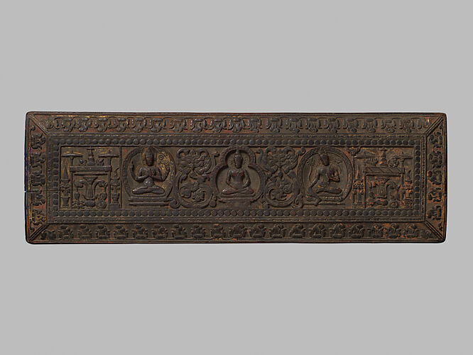 Manuscript Cover with Prajnaparamita Attended by Sadakshari Lokeshvara and a Tara 

