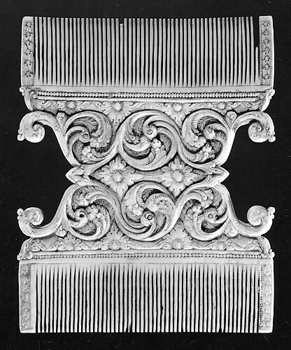 Double-Sided Comb