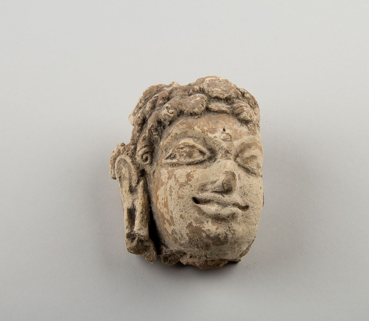 Head of a Bodhisattva, Stucco on a clay core, India (Bihar, Nalanda) 