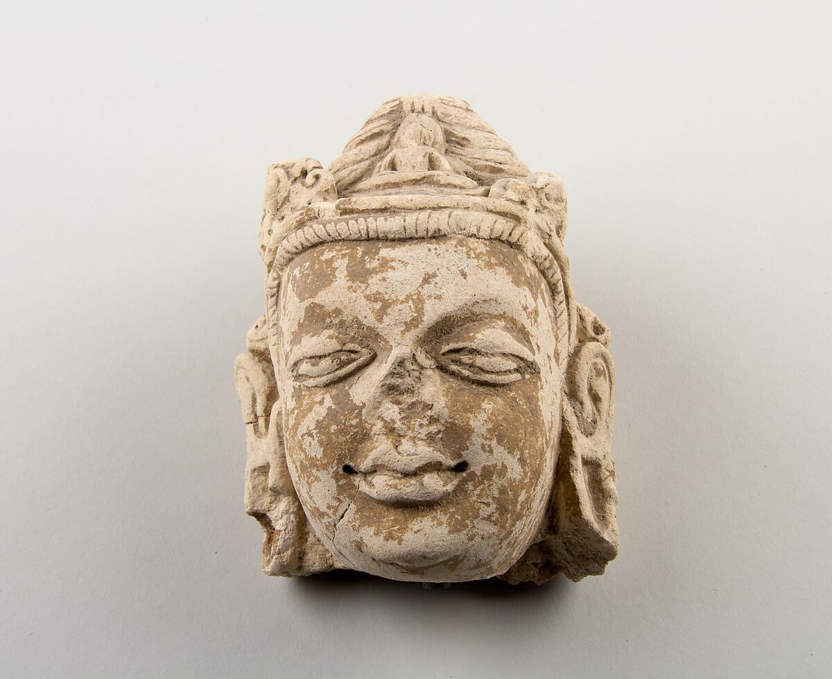 Head of a Bodhisattva, Stucco on a clay core, India (Bihar, Nalanda) 