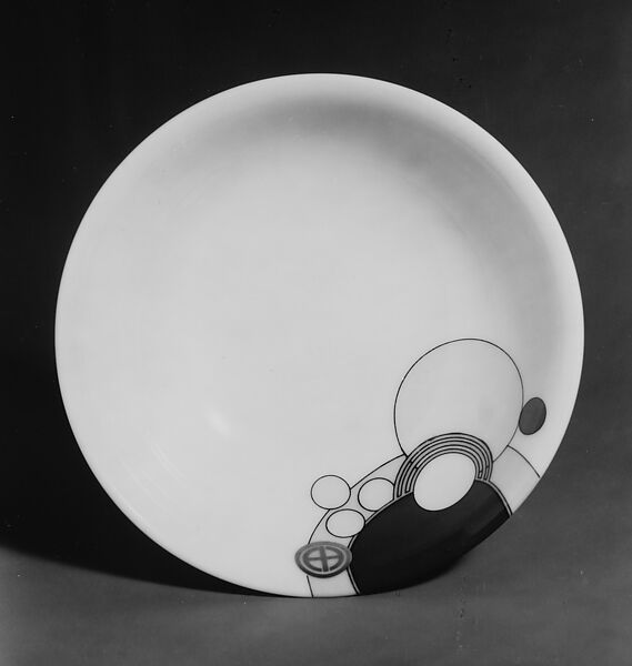 Fruit Bowl, Designed by Frank Lloyd Wright (American, Richland Center, Wisconsin 1867–1959 Phoenix, Arizona), Porcelain, American, Japanese 