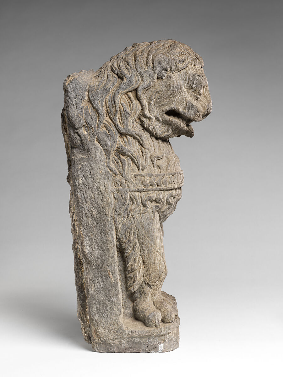 Lion, Schist, Pakistan (ancient region of Gandhara)