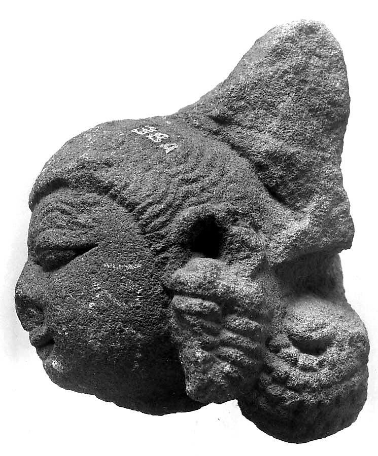 Head of a Female, Red sandstone, India 