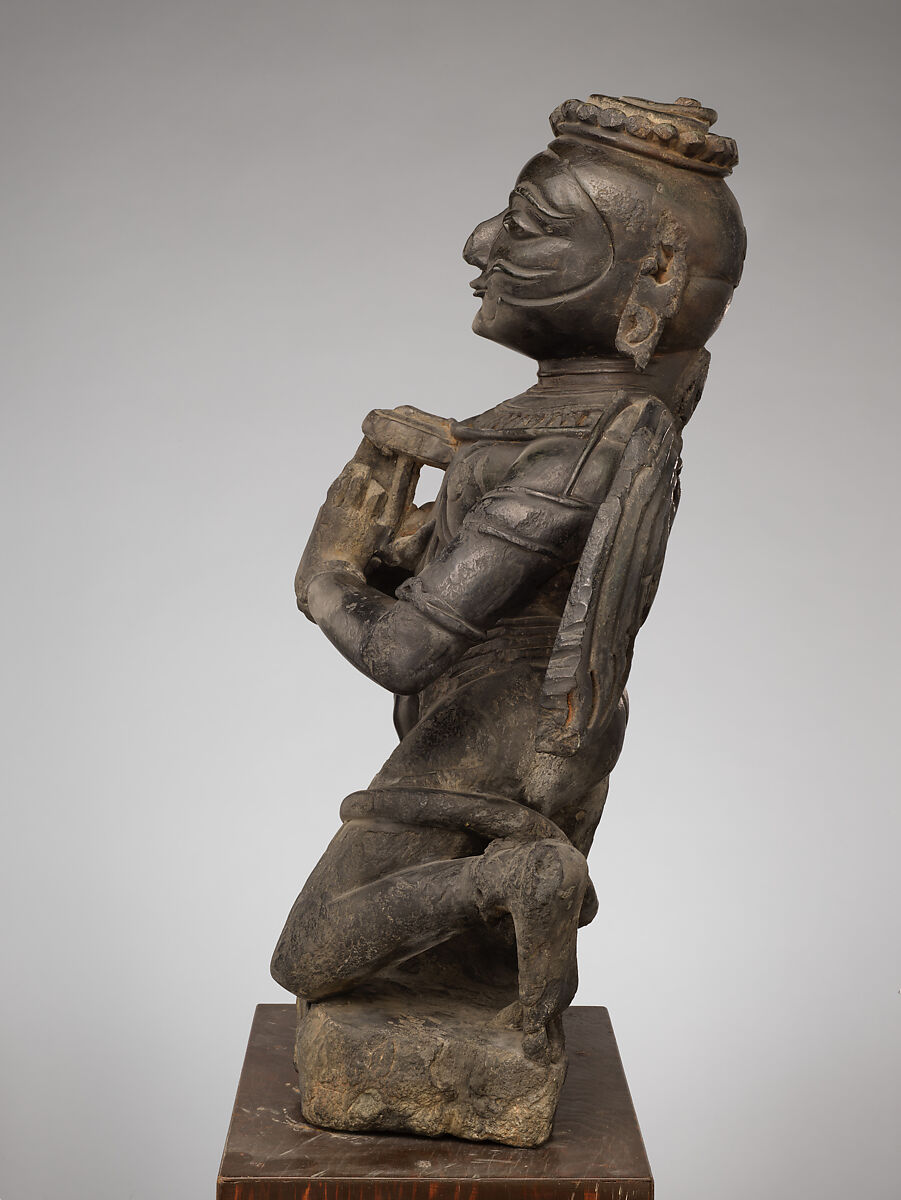 Kneeling Garuda, Black stone, India (Rajasthan)