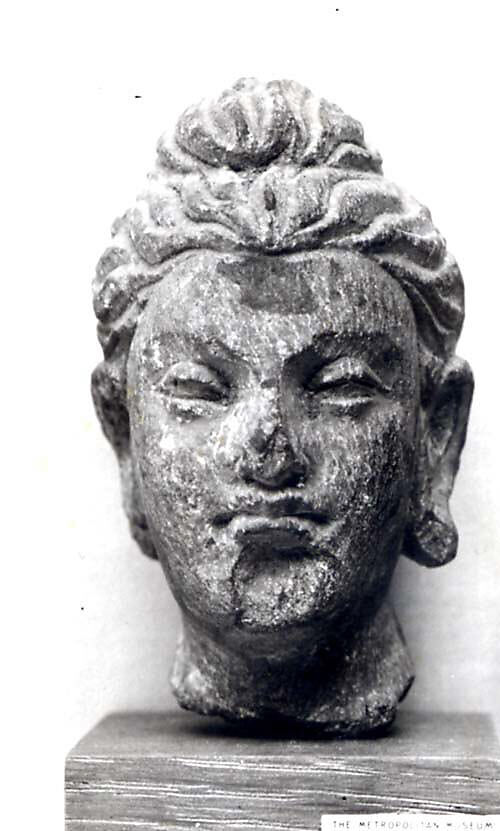 Head of Buddha, Stone, Pakistan (ancient region of Gandhara) 
