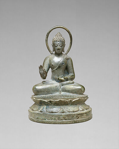 Seated Transcendent Buddha Vairochana