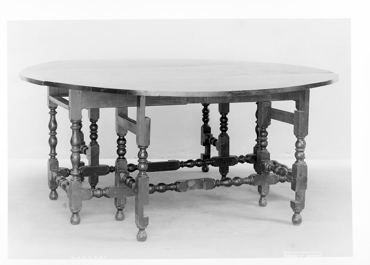 Oval table with falling leaves, Black walnut, white pine, American