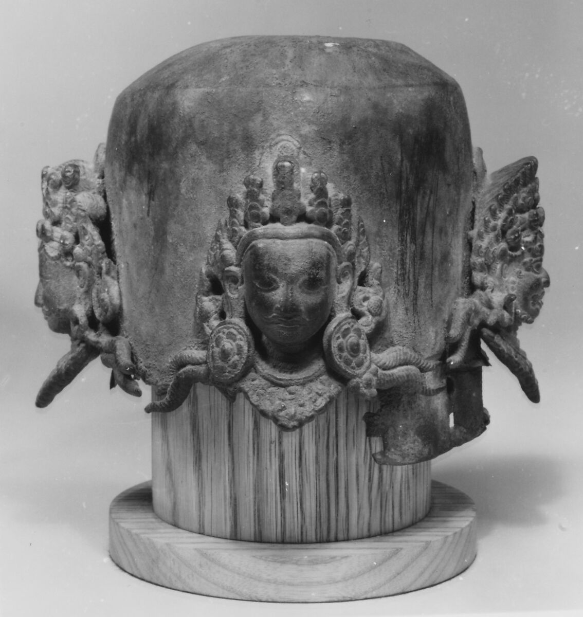 Linga Cover with Four Faces of Shiva (Caturmukhalinga), Copper alloy, Nepal (Kathmandu Valley)