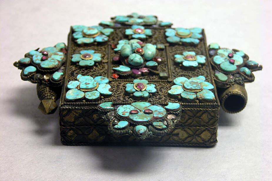 Amulet Case, Gold with precious and semi-precious stones, Tibet 