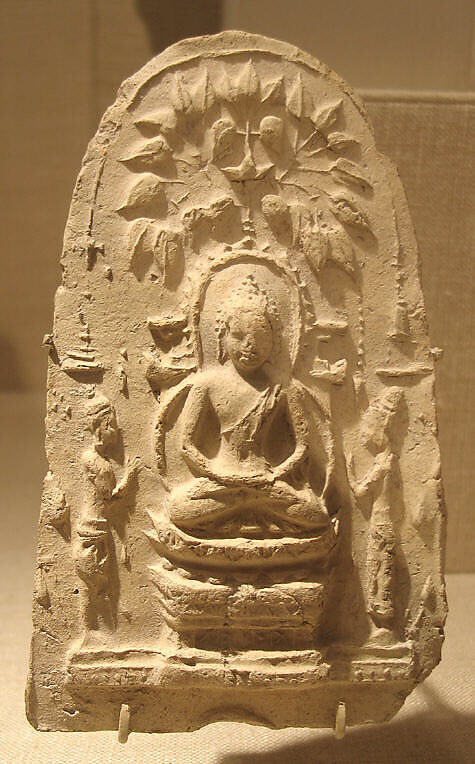 Buddha under deals a bodhi tree