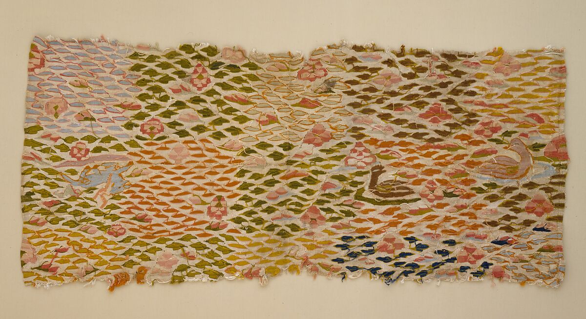 Textile with Aquatic Birds and Recumbent Animal, Silk tapestry (kesi), Eastern Central Asia or North China