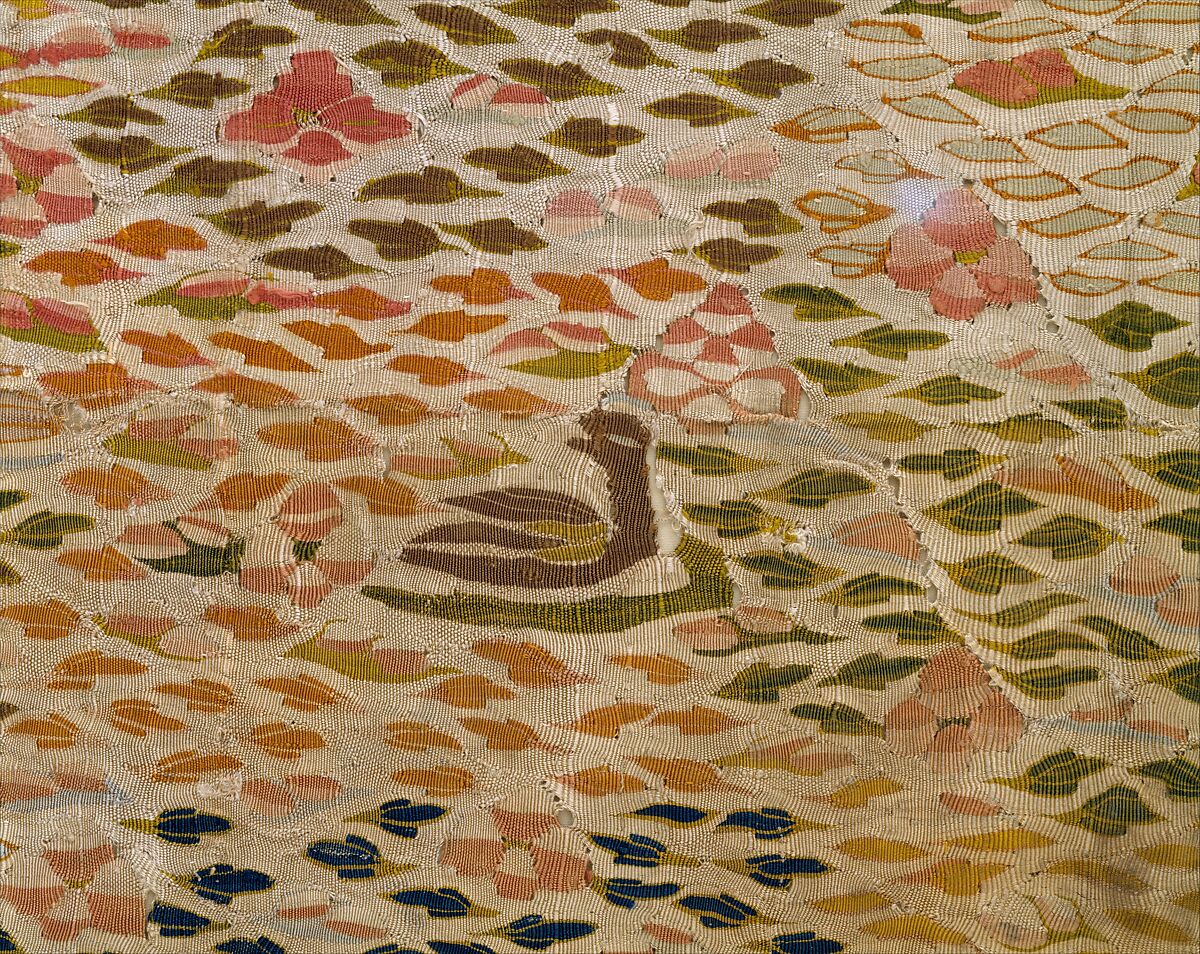Textile with Aquatic Birds and Recumbent Animal, Silk tapestry (kesi), Eastern Central Asia or North China