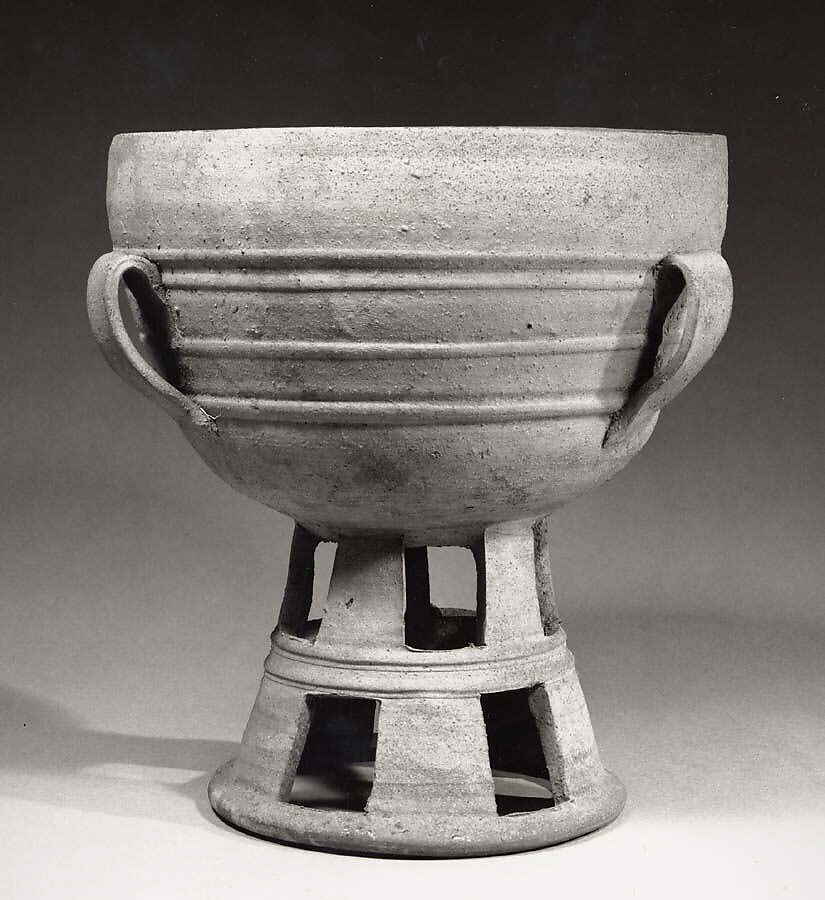 Pedestal bowl with handles, High fired pottery, Korea 