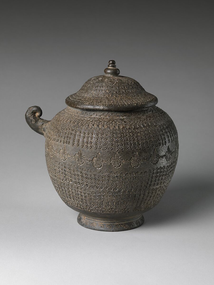 Covered urn with geometric decoration, Stoneware with stamped design, Korea 