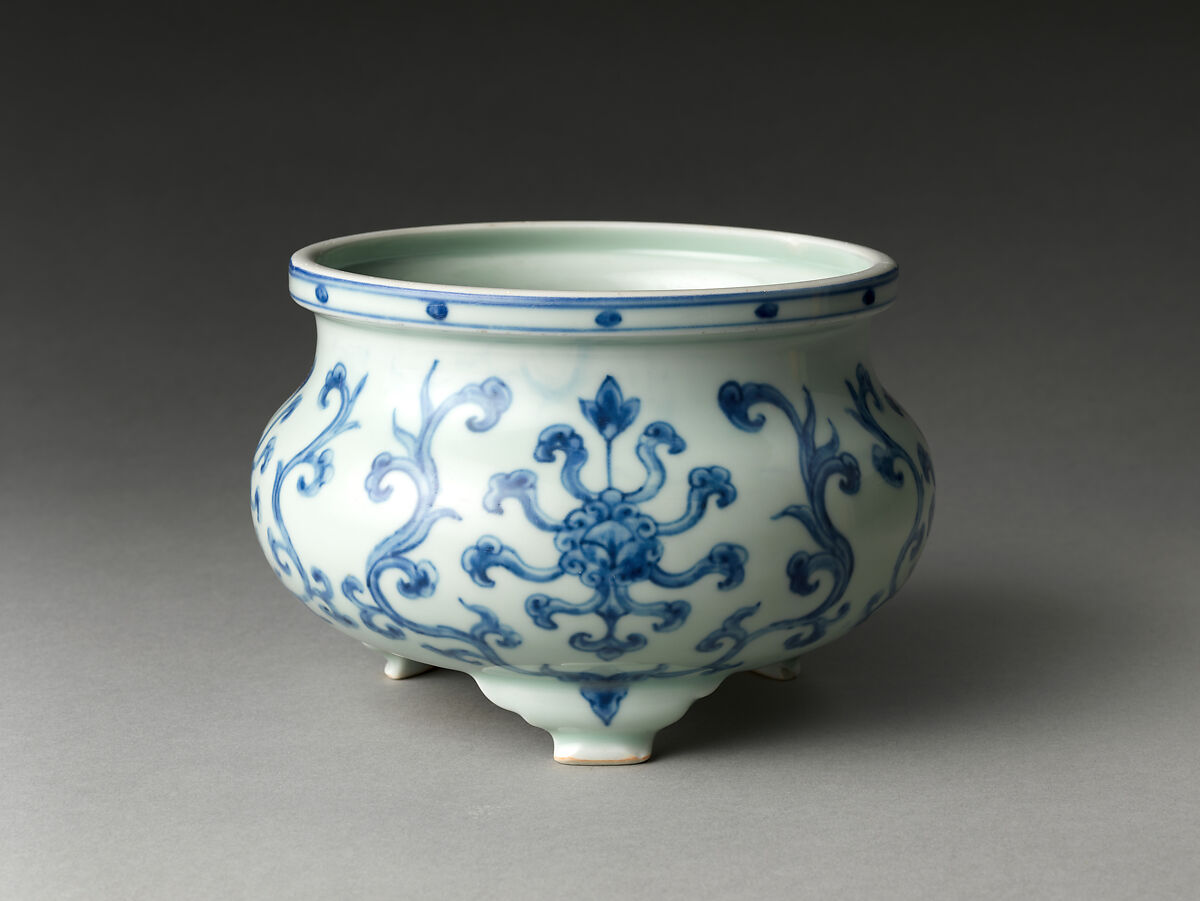 Incense Burner with Lotuses, Porcelain painted with cobalt blue under transparent glaze (Jingdezhen ware), China