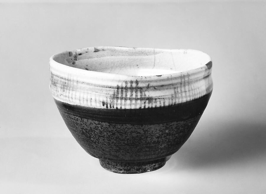 Teabowl, Porcelain with underglaze blue and iron glaze (Hizen ware), Japan 