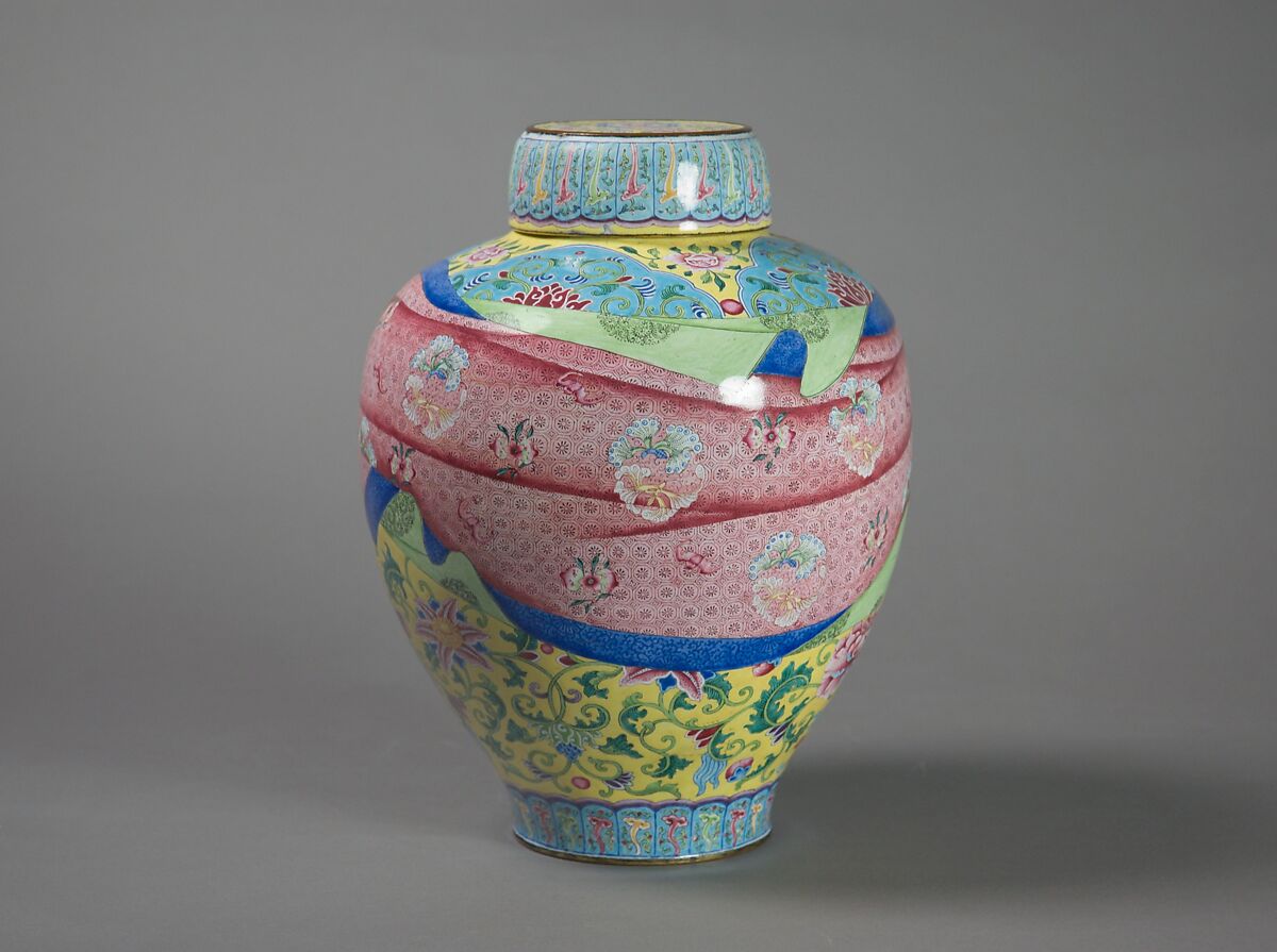 Jar with floral scrolls and wrapped-cloth design (one of a pair), Painted enamel on copper, China