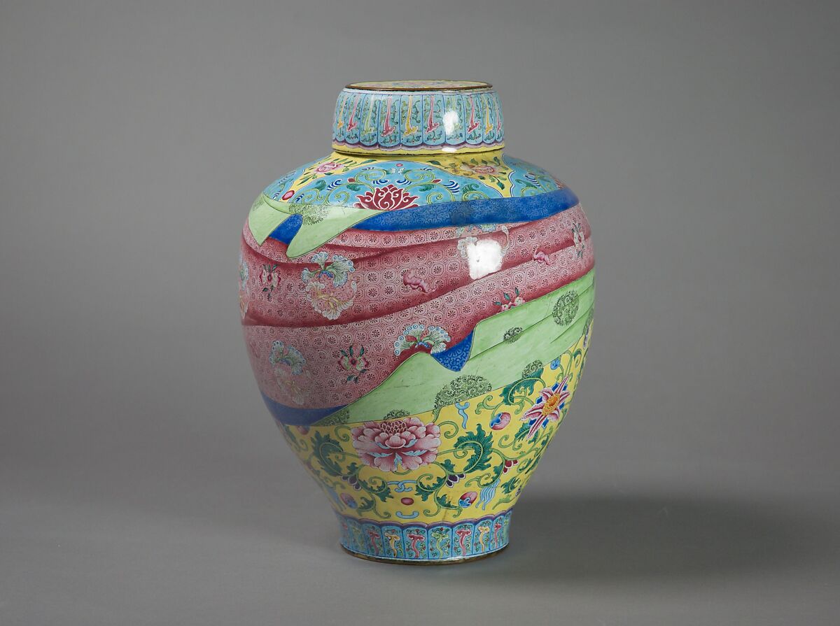 Jar with floral scrolls and wrapped-cloth design (one of a pair), Painted enamel on copper, China