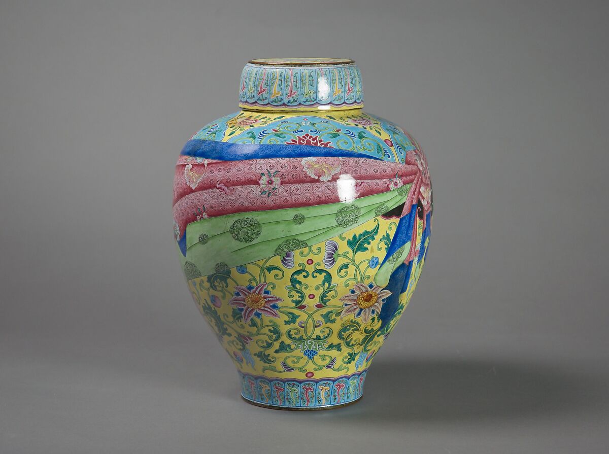 Jar with floral scrolls and wrapped-cloth design (one of a pair), Painted enamel on copper, China