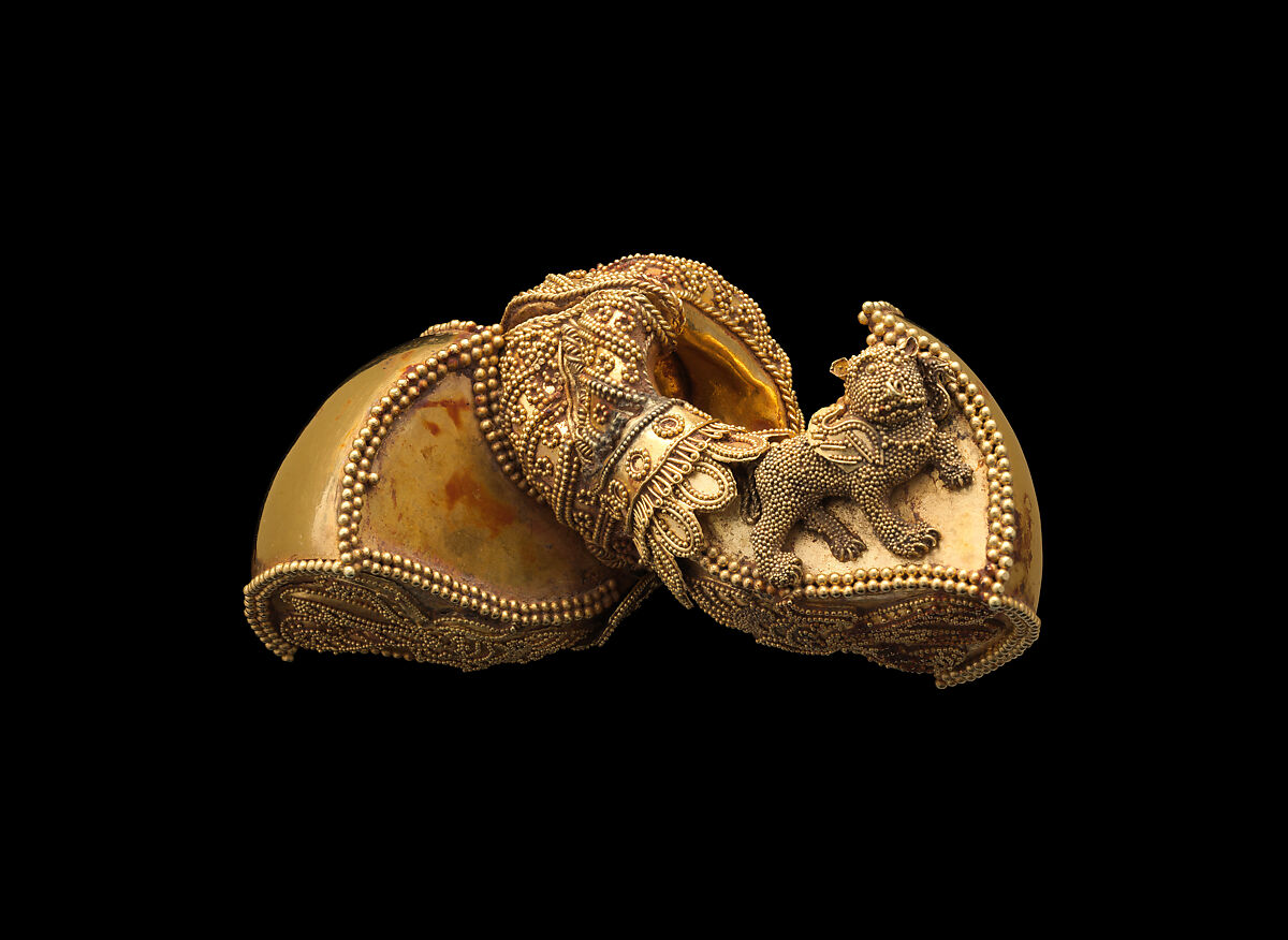 One from a Pair of Ear Ornaments (Prakaravapra Kundala), Gold, sheet, wire and granulation, India, Andhra Pradesh 