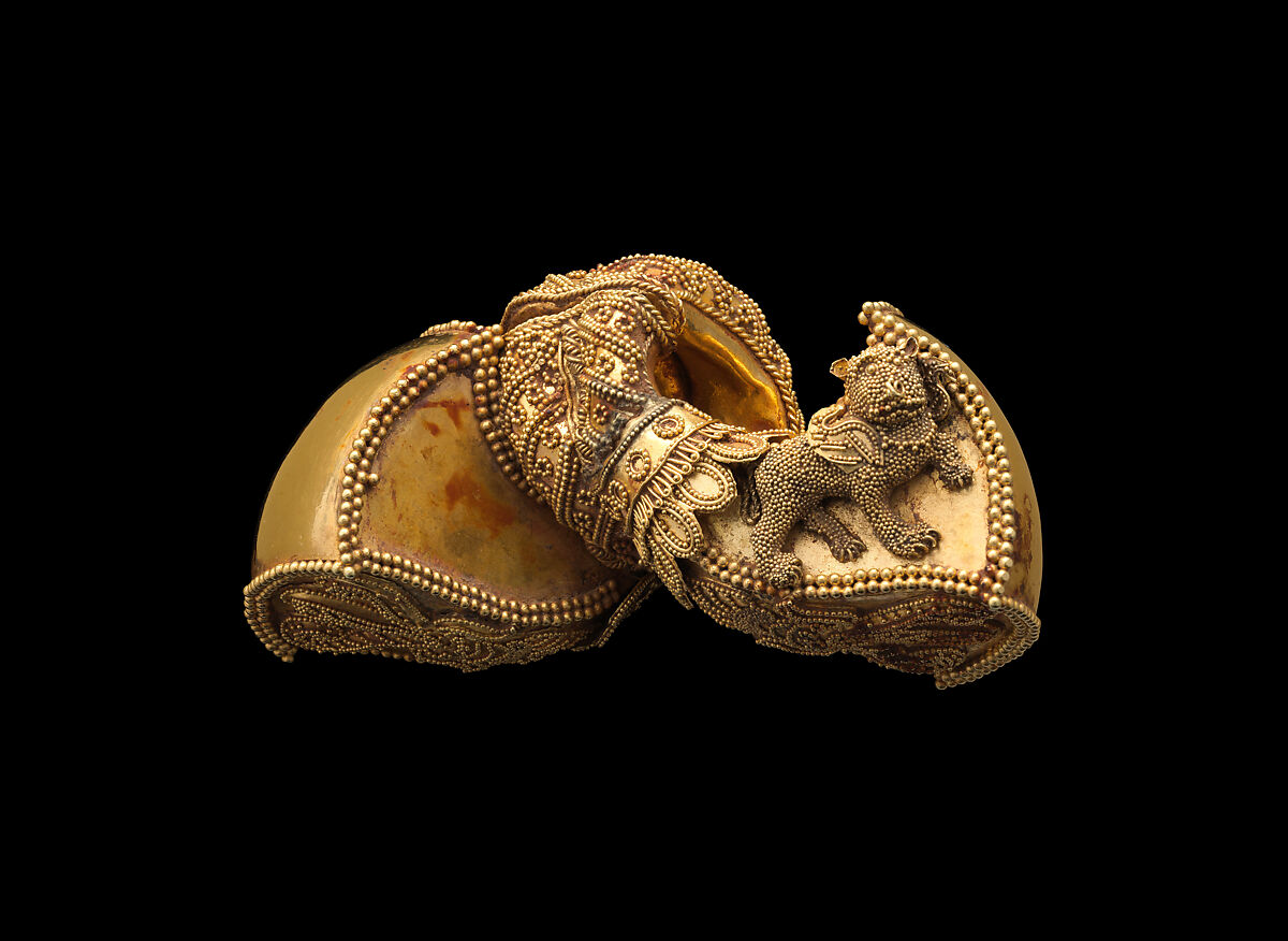 One from a Pair of Ear Ornaments (Prakaravapra Kundala), Gold, sheet, wire and granulation, India, Andhra Pradesh