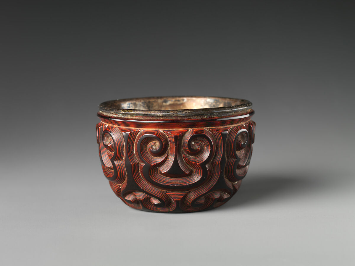 Guri lacquer cup, Carved black lacquer with red layers (tixi), China 