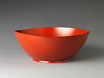 Three-sided Deep Vessel (Shunuri sanpō fukabachi), Suzuki Mutsumi (Japanese, 1942–2009), Red lacquer, Japan