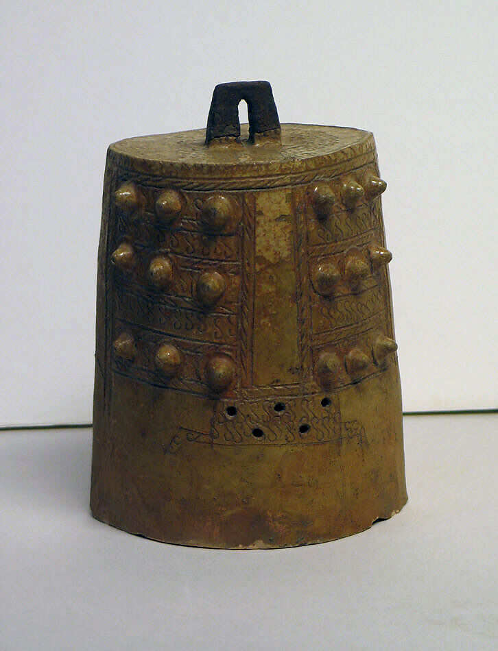 Model of a bell (Niu Zhong), Glazed stoneware, China 