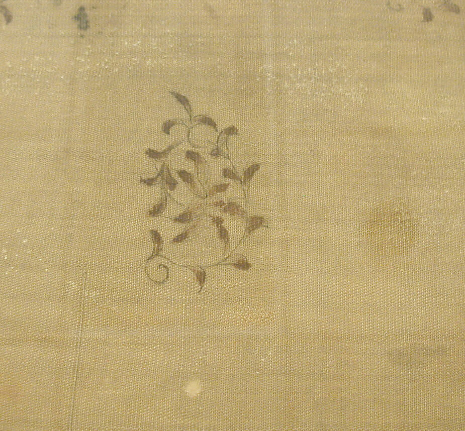 Textile fragment with scattered floral scrolls, Silk complex gauze, ink and pigments, China