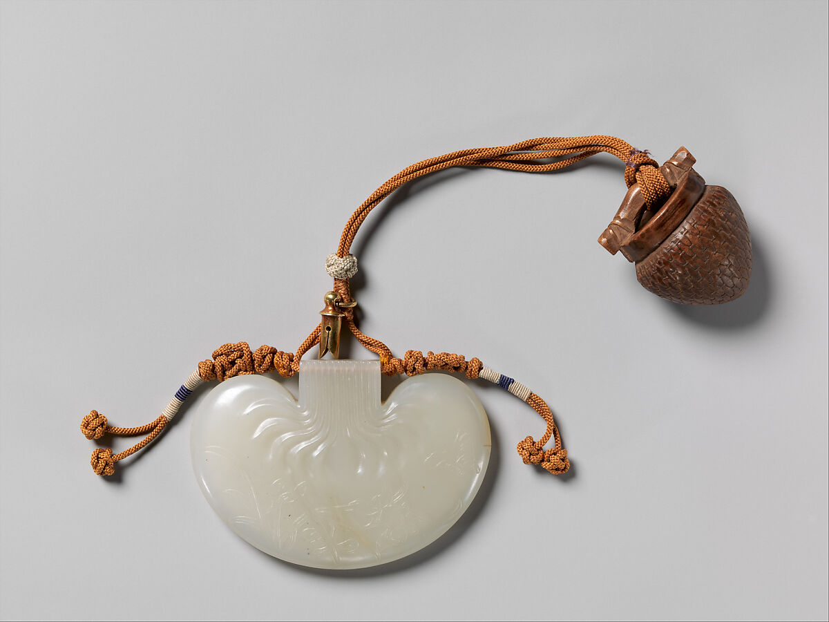 Pendant in the form of a flower bud, Jade (nephrite), China