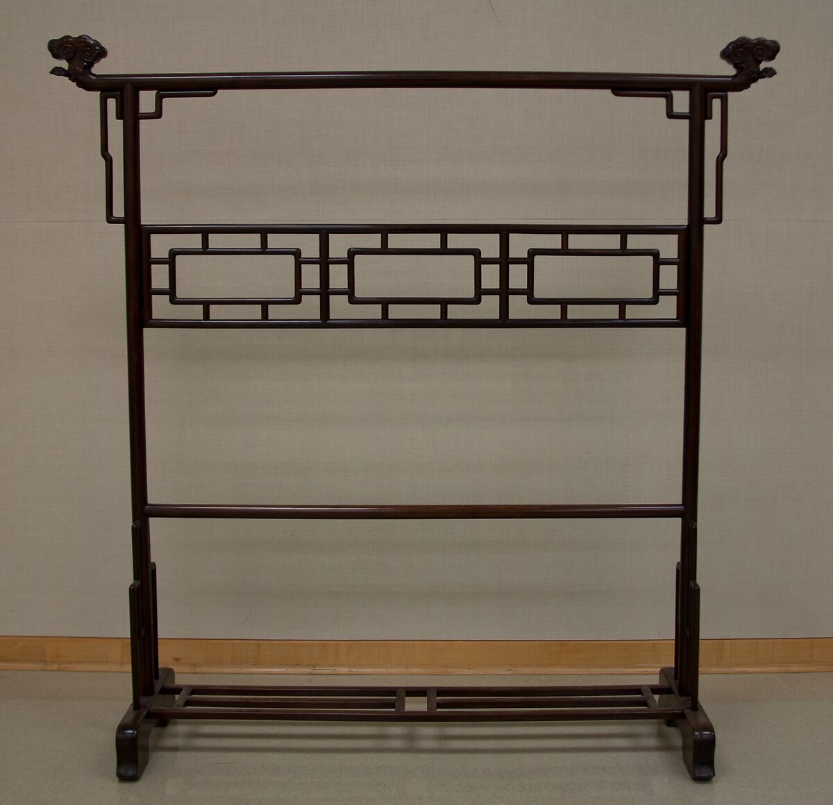 Robe Rack with Fungus-Shaped (Lingzhi) Terminals, Carved wood (hongmu), China 