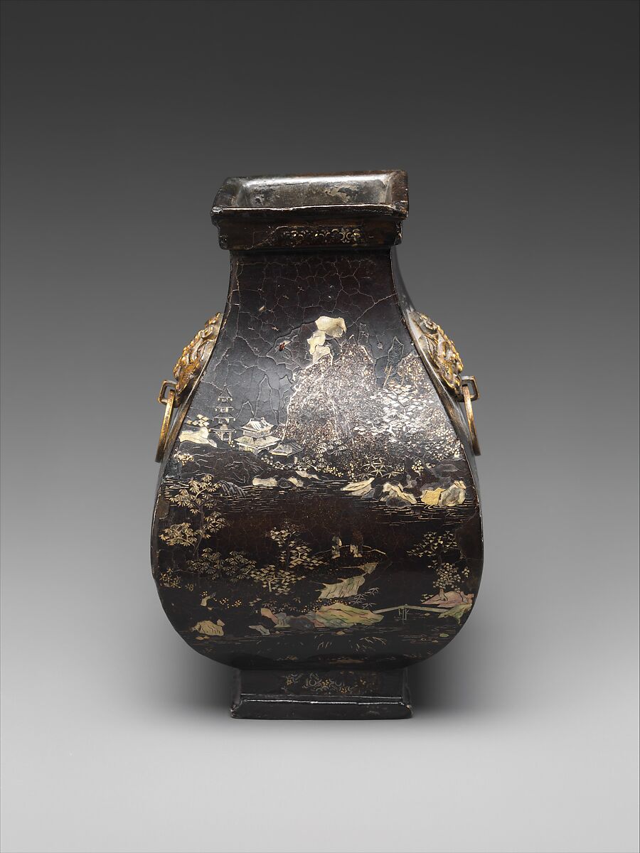 Fang-shaped vase, Bronze with gilding and black lacquer with mother-of-pearl inlay, China