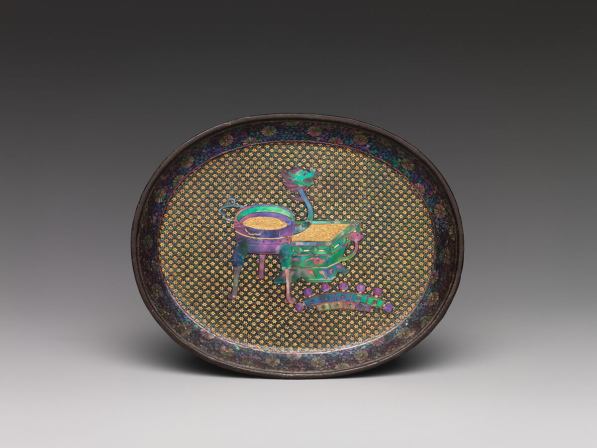 Dish with Antiquities, Black lacquer with mother-of-pearl inlay, China 