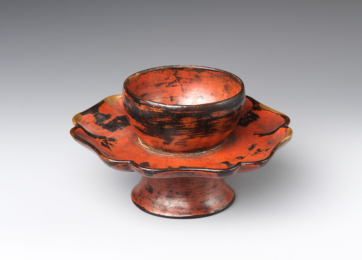 Stand for a Tenmoku Teabowl, Wood with red over black lacquer; Negoro ware, Japan 