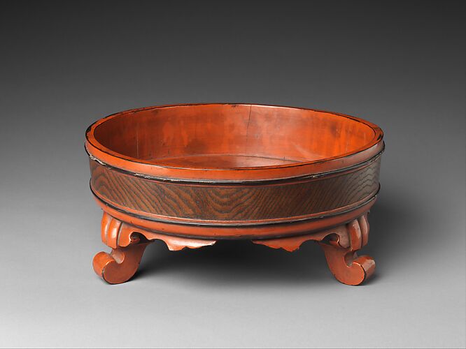 Ritual Wash Basin (Ashitsuki-darai)