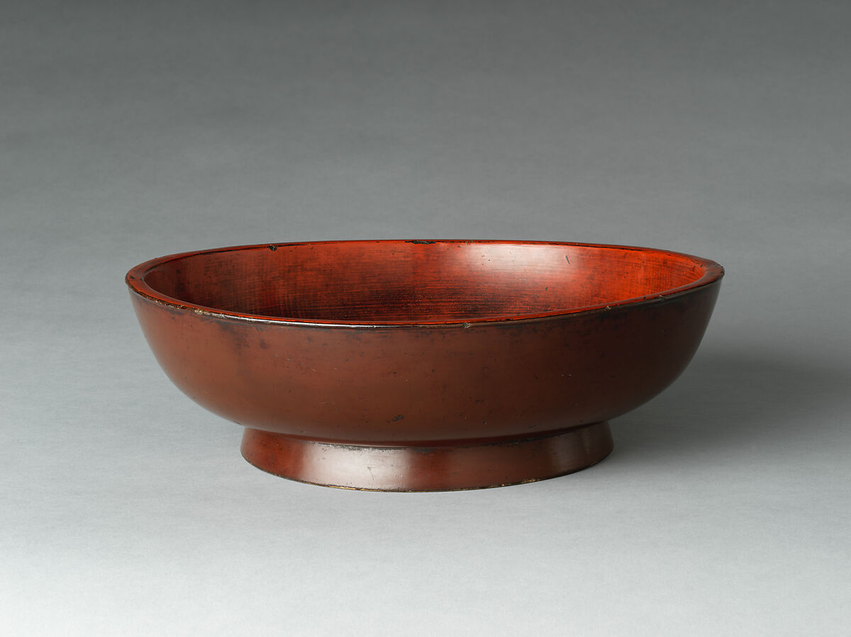 Round bowl, Red and black lacquer; Negoro ware, Japan 