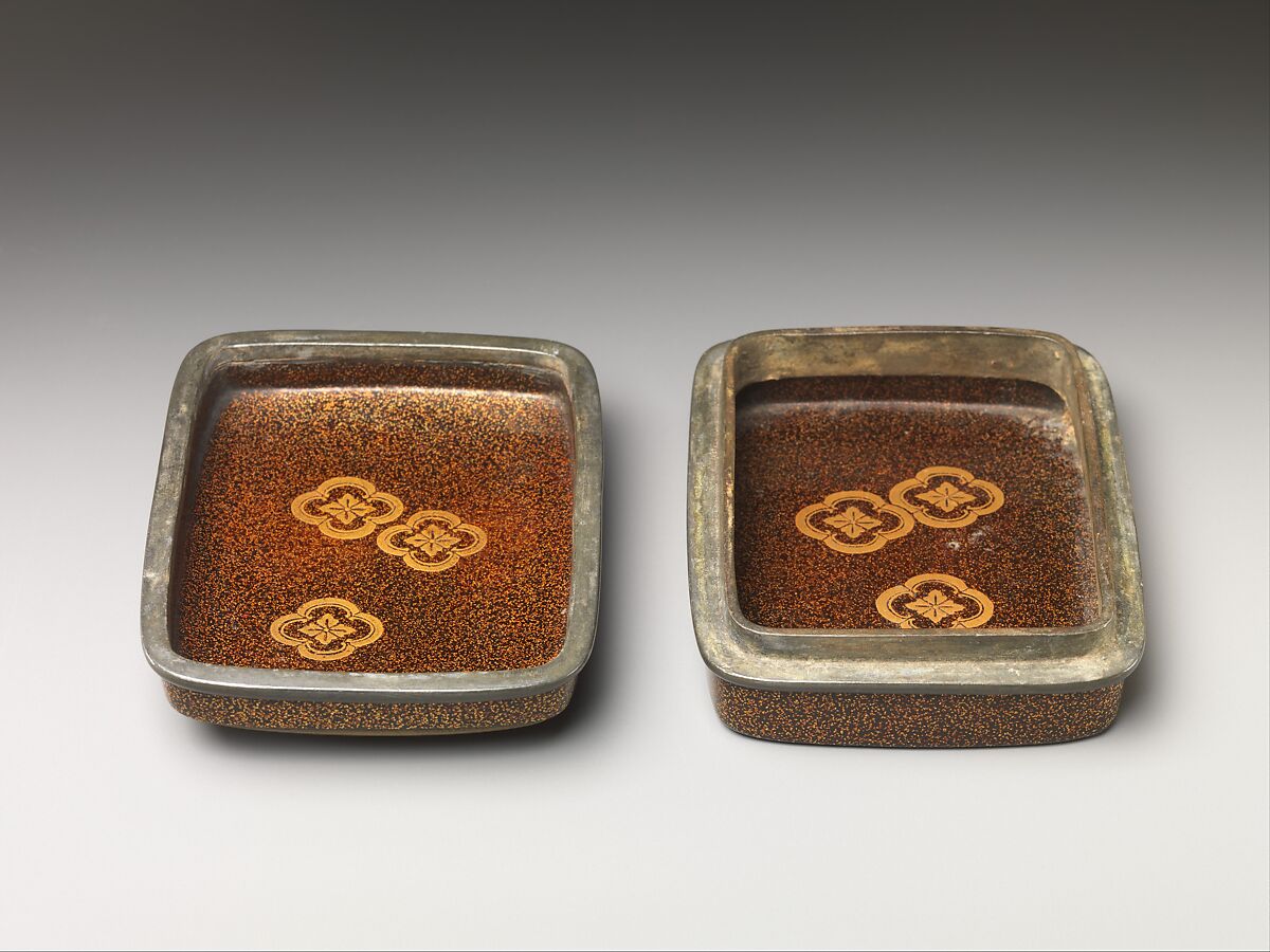 Box for Tooth Black with Design of Saltmaking Hut on the Shore (Suma no ura), Gold maki-e on black lacquer, Japan