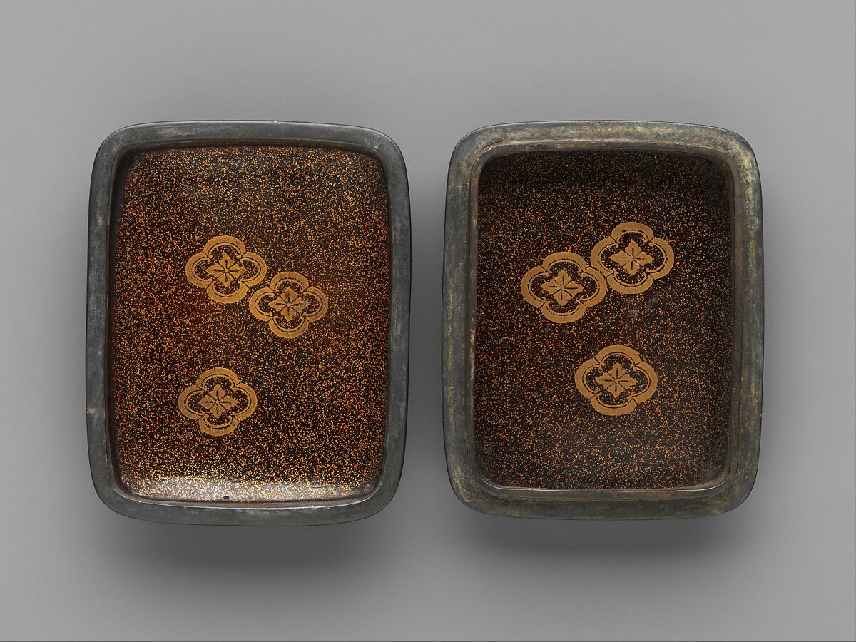 Box for Tooth Black with Design of Saltmaking Hut on the Shore (Suma no ura), Gold maki-e on black lacquer, Japan