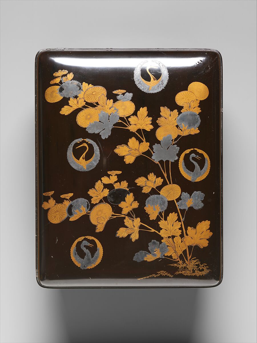 Red-Cornered Box (Sumiaka), Gold maki-e and silver foil inlay on black lacquer, red lacquer over coarse cloth, Japan