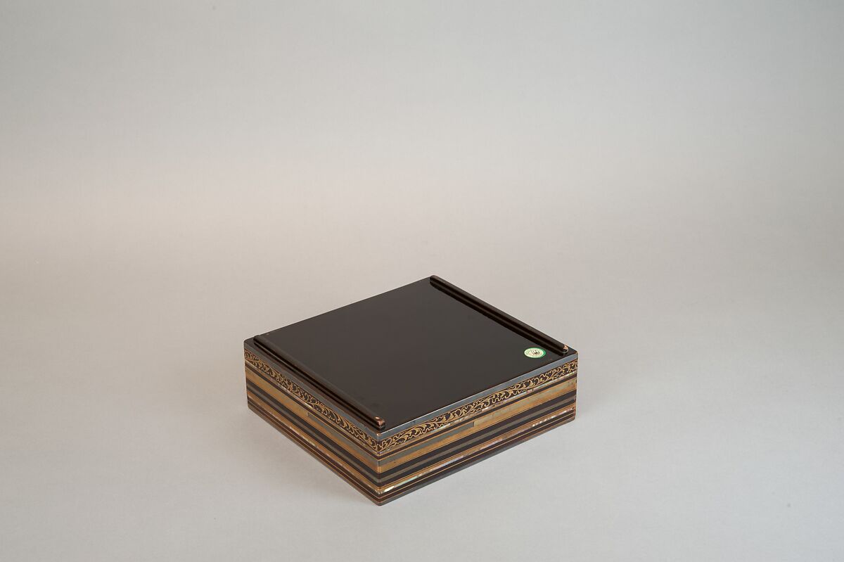 Food Box with Striped Decoration and Chinese Figures, Lacquered wood with gold and silver hiramaki‑e, lead, and mother‑of‑pearl inlay on black ground, Japan
