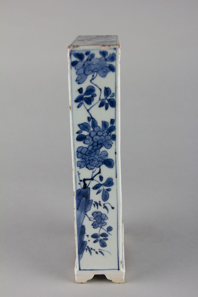 Table screen with immortals and landscape, Porcelain painted in underglaze cobalt blue (Jingdezhen ware), China