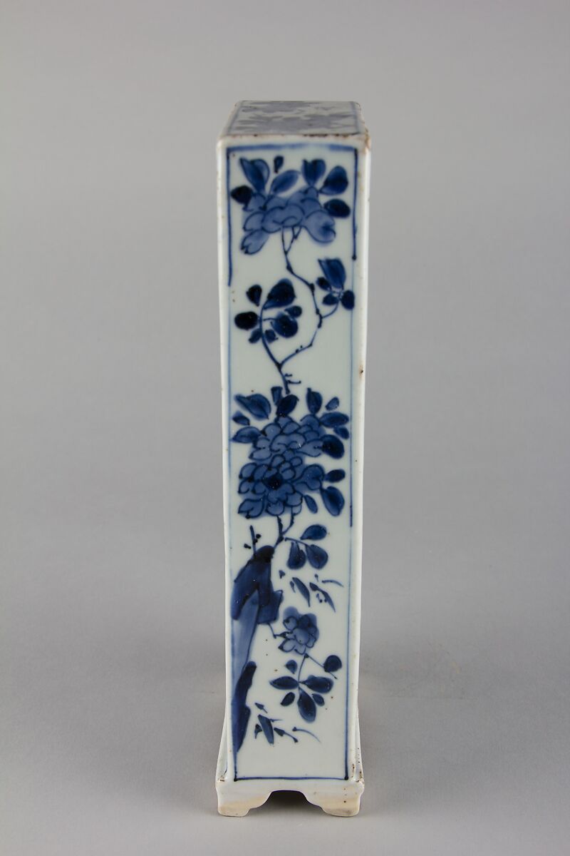 Table screen with immortals and landscape, Porcelain painted in underglaze cobalt blue (Jingdezhen ware), China